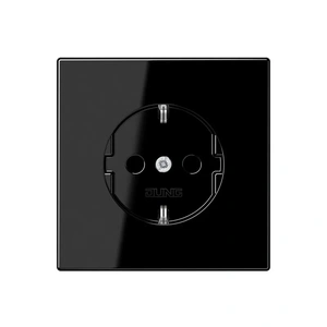 Изображение Розетка с заземлением и шторками 16А 250В LS 990 черный глянец LS1520KISW Jung